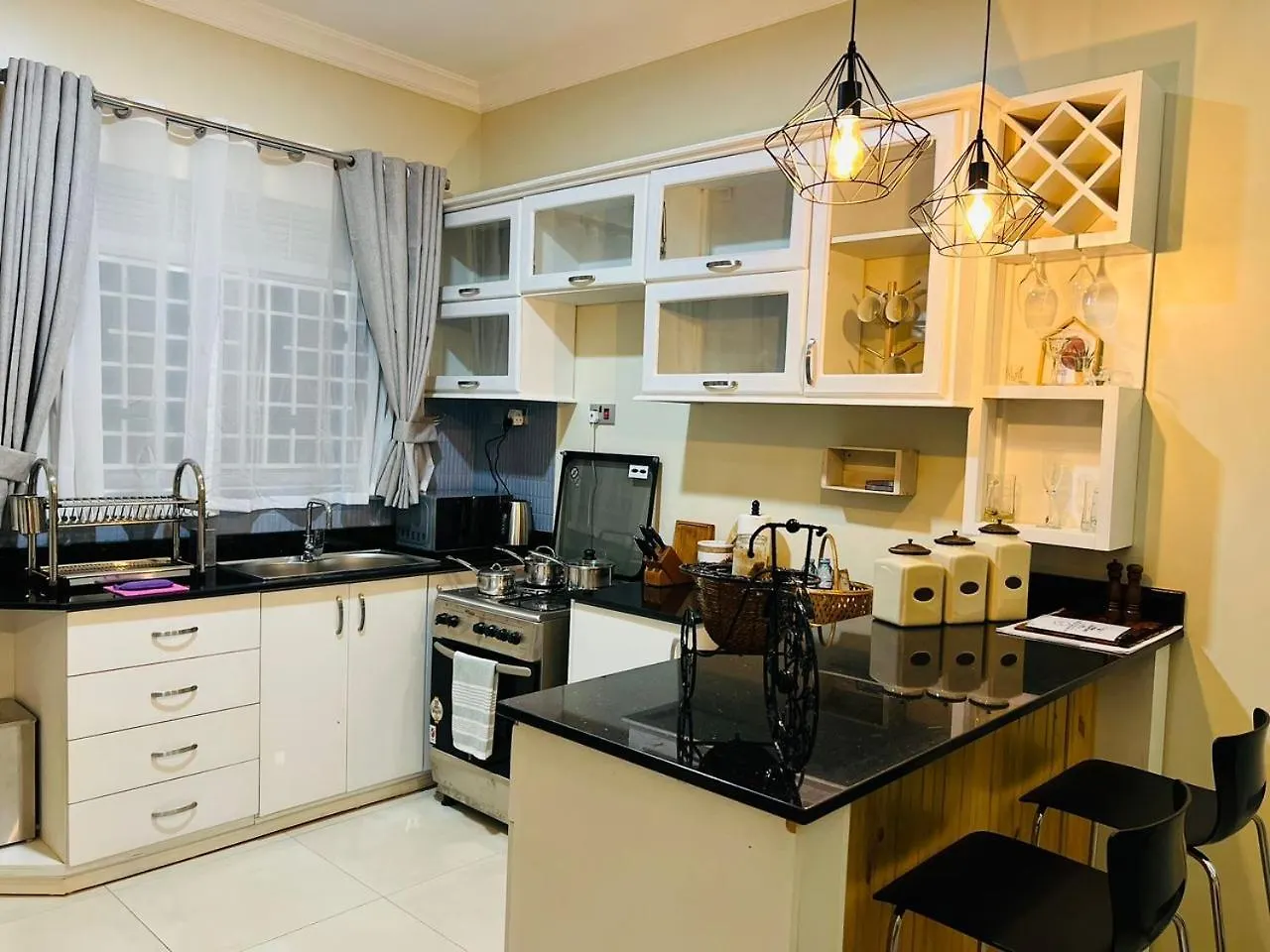 Alsander Homes Apricot Kampala 0*,